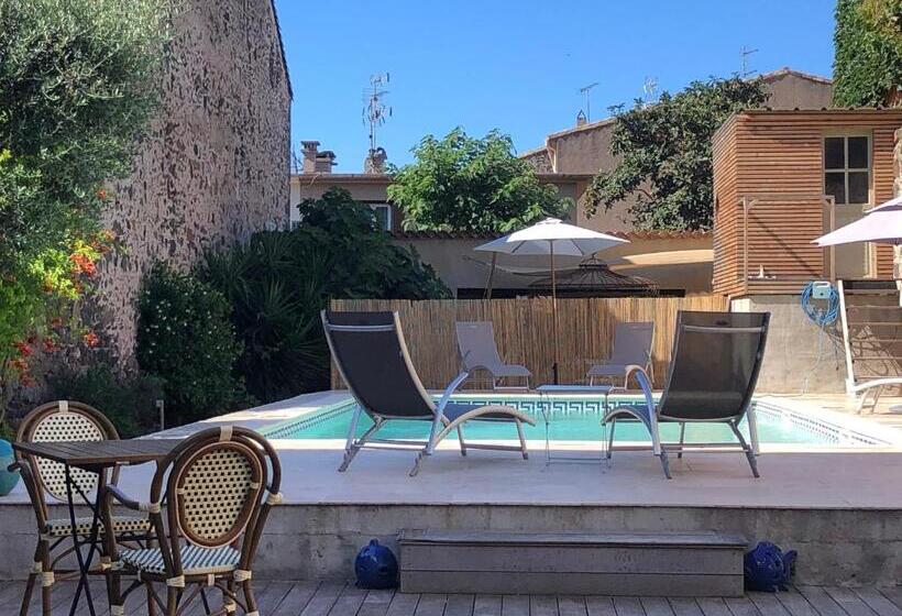 اتاق لوکس, La Casa Occitane
