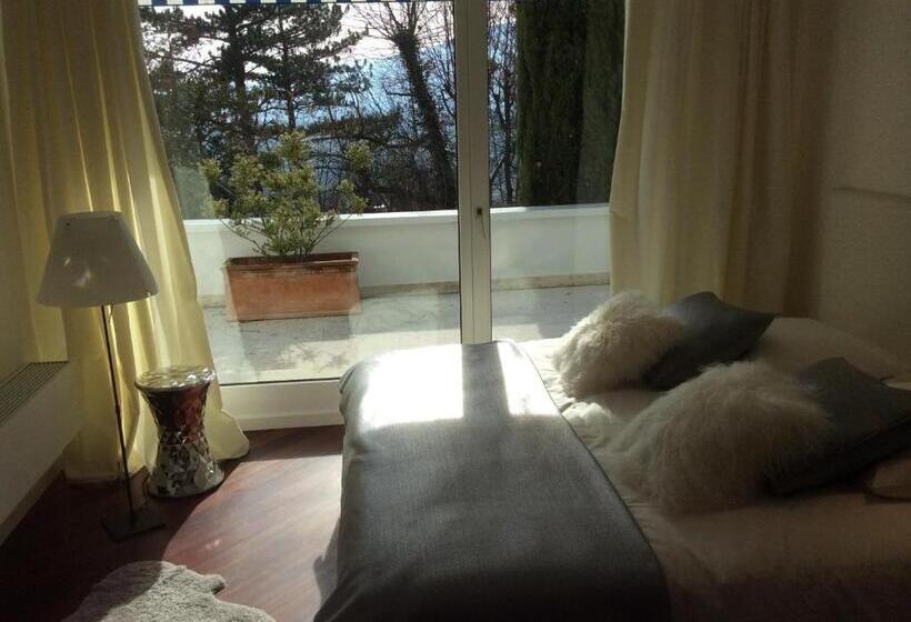 اتاق استاندارد با تخت بزرگ, La Villa Haute Corniche