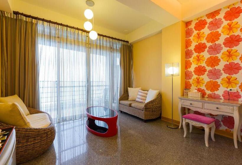 اتاق استاندارد چهار تخته با چشم‌انداز دریا, Spray House