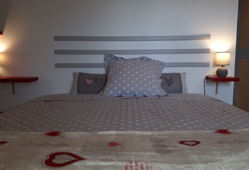 اتاق استاندارد سه نفره, Villa Du Cerf Thibault