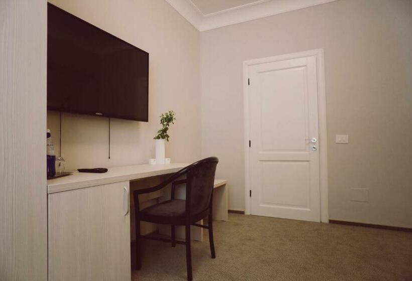اتاق استاندارد, C&c Residence