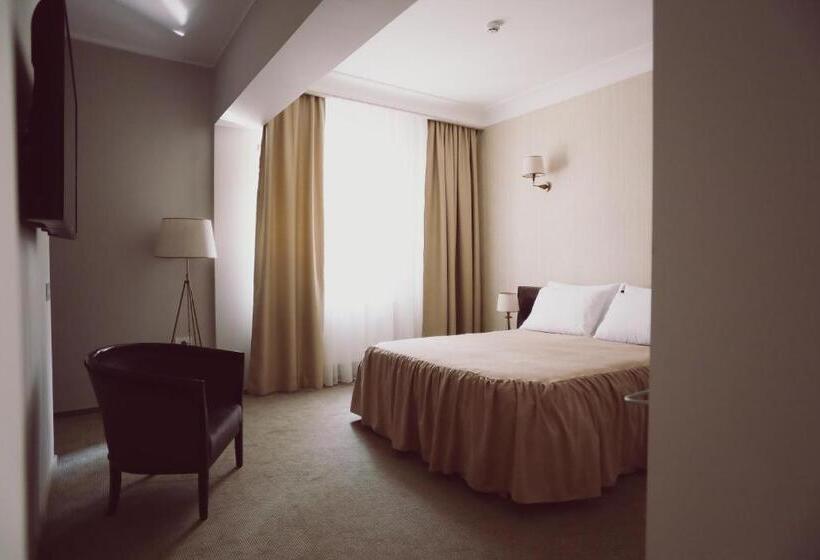 اتاق لوکس, C&c Residence