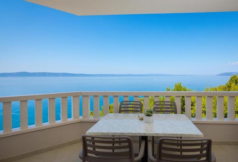 1-Bedroom Upper Apartment Sea View, Tamaris