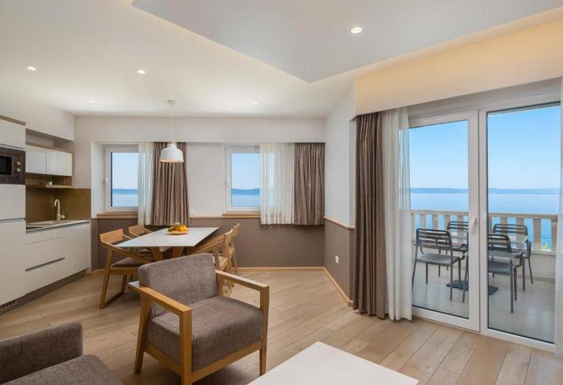 1-Bedroom Upper Apartment Sea View, Tamaris