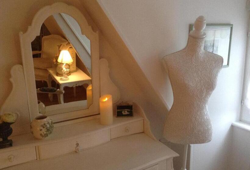 سوییت دوبلکس, La Maison Du Phare De Honfleur Chambre D Hôtes B&b  Jacuzzi   Shabby Chic