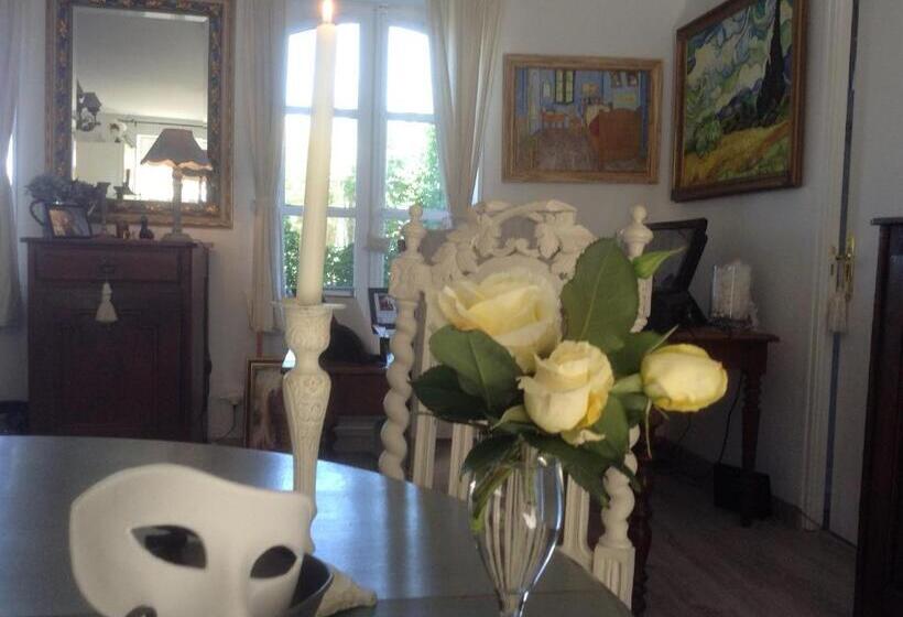Standard room with outdoor bath, La Maison Du Phare De Honfleur Chambre D Hôtes B&b  Jacuzzi   Shabby Chic