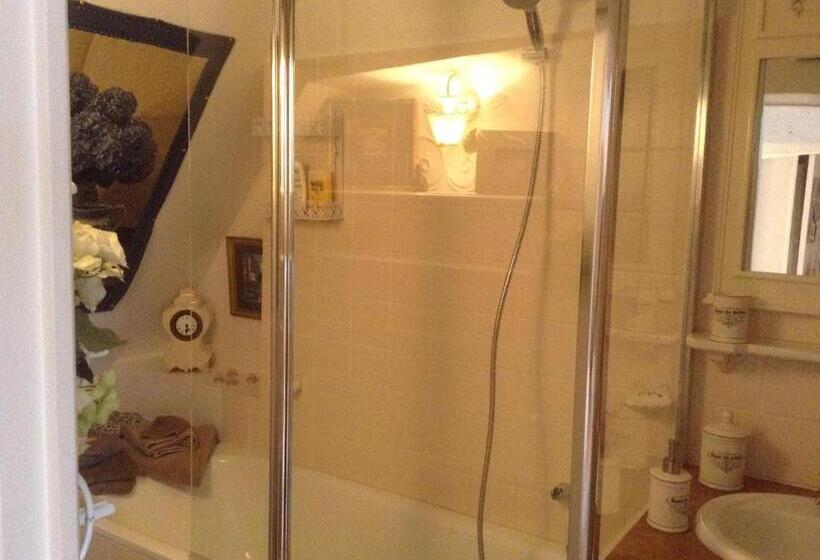 سوییت دوبلکس, La Maison Du Phare De Honfleur Chambre D Hôtes B&b  Jacuzzi   Shabby Chic