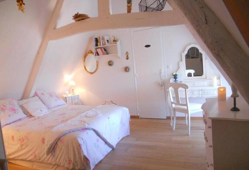 سوییت دوبلکس, La Maison Du Phare De Honfleur Chambre D Hôtes B&b  Jacuzzi   Shabby Chic