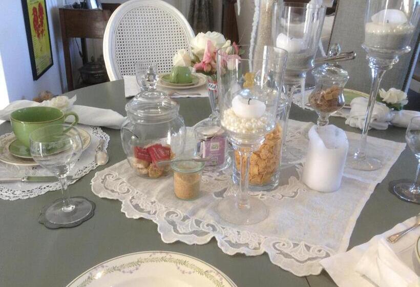 سوییت دوبلکس, La Maison Du Phare De Honfleur Chambre D Hôtes B&b  Jacuzzi   Shabby Chic
