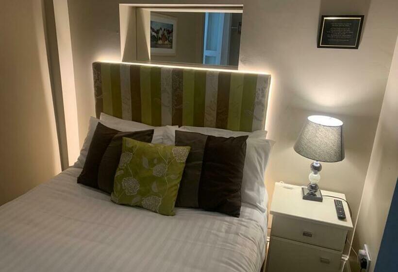 اتاق استاندارد, 7 Boutique