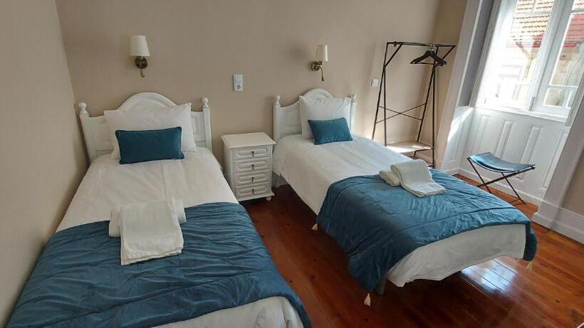 اتاق استاندارد با سرویس بهداشتی مشترک, A Portuguesa Guest House