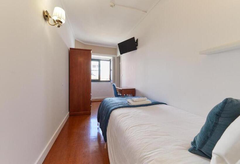 اتاق استاندارد یک نفره, A Portuguesa Guest House