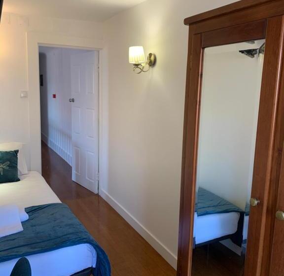 اتاق استاندارد یک نفره, A Portuguesa Guest House