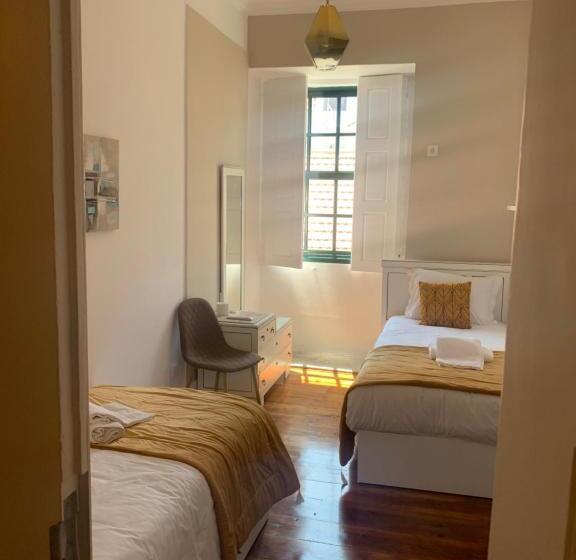 اتاق اکونومی, A Portuguesa Guest House