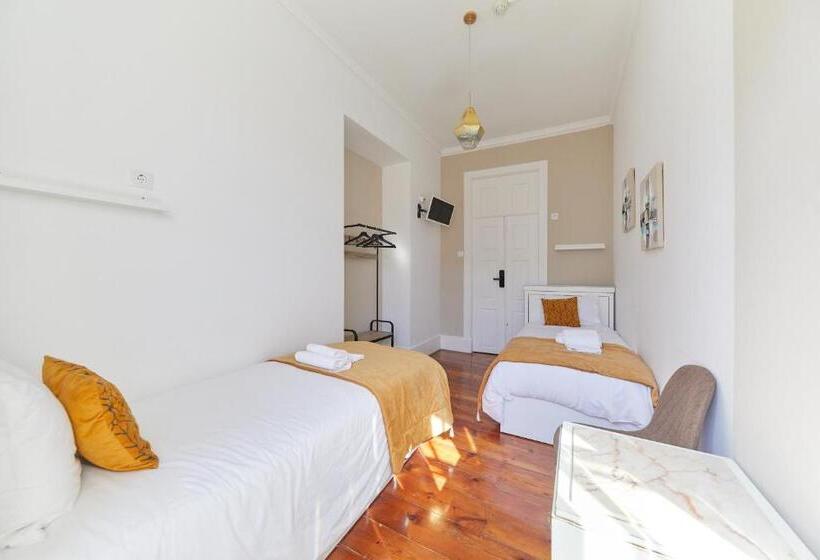 اتاق اکونومی, A Portuguesa Guest House