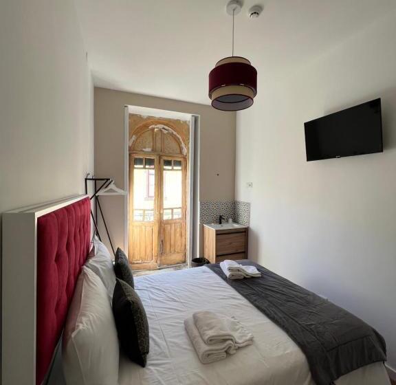 اتاق اکونومی, A Portuguesa Guest House