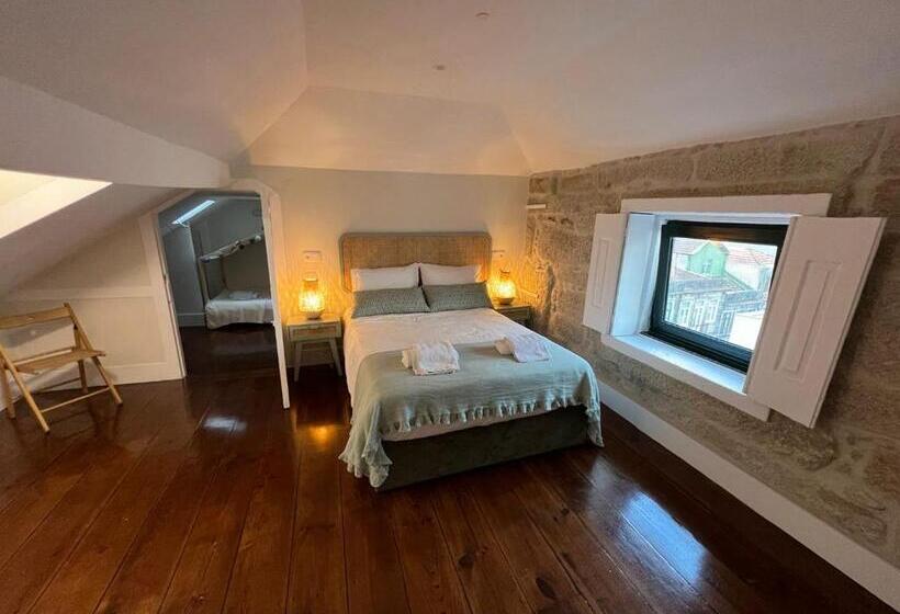 اتاق استاندارد سه تخته با سرویس بهداشتی مشترک, A Portuguesa Guest House
