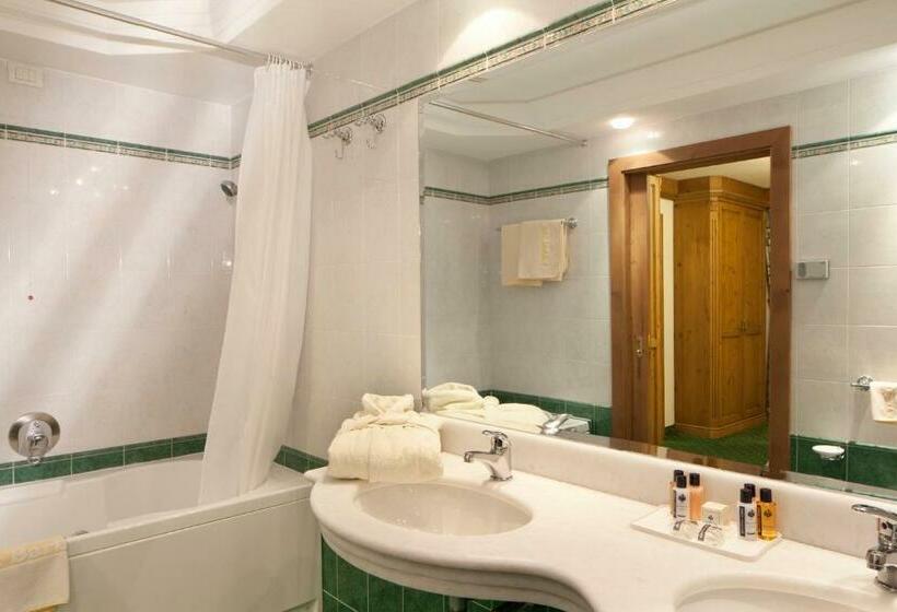 سوییت جونیور, Chalet Barbara
