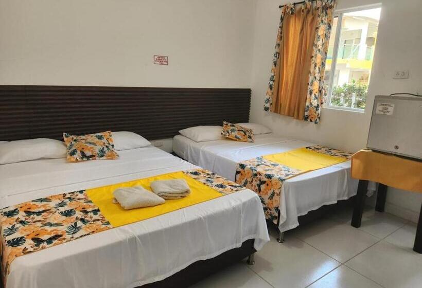 اتاق استاندارد چهار تخته, Villa Real Tolú
