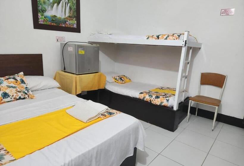 اتاق استاندارد چهار تخته, Villa Real Tolú