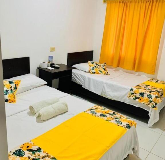 اتاق استاندارد چهار تخته, Villa Real Tolú