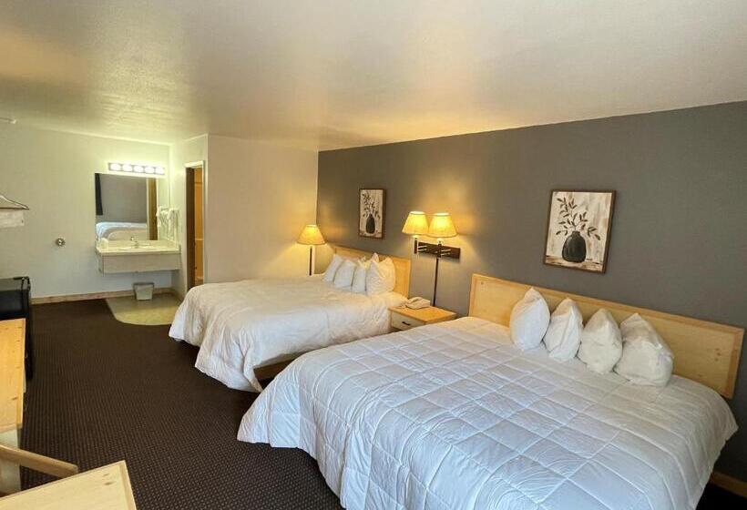 اتاق سوپریور با تخت بزرگ, Moose Creek Lodge & Suites