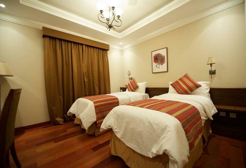 ویلای 4 خوابه, Rawasi Hotel Apartments
