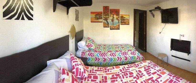 اتاق استاندارد سه نفره, Springhills Quito Airport