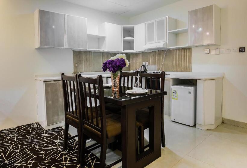 آپارتمان 3 خوابه, Rest Night Hotel Serviced Apartments  Alhamra