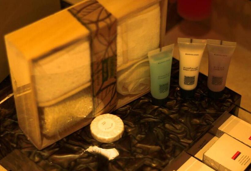 سوییت, Rest Night Hotel Serviced Apartments  Alhamra