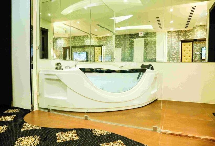 سوییت, Rest Night Hotel Serviced Apartments  Alhamra