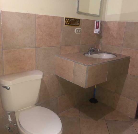 اتاق راحتی, Arenal Backpackers Resort