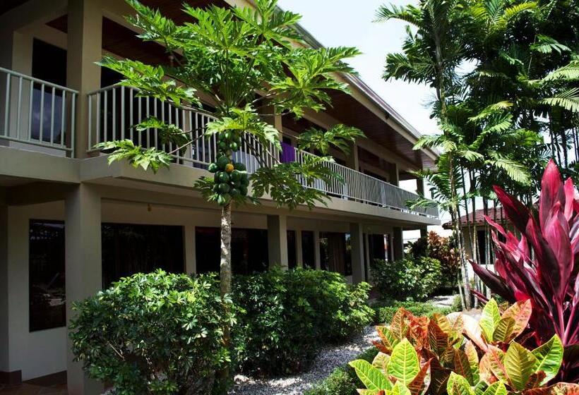 اتاق راحتی, Arenal Backpackers Resort