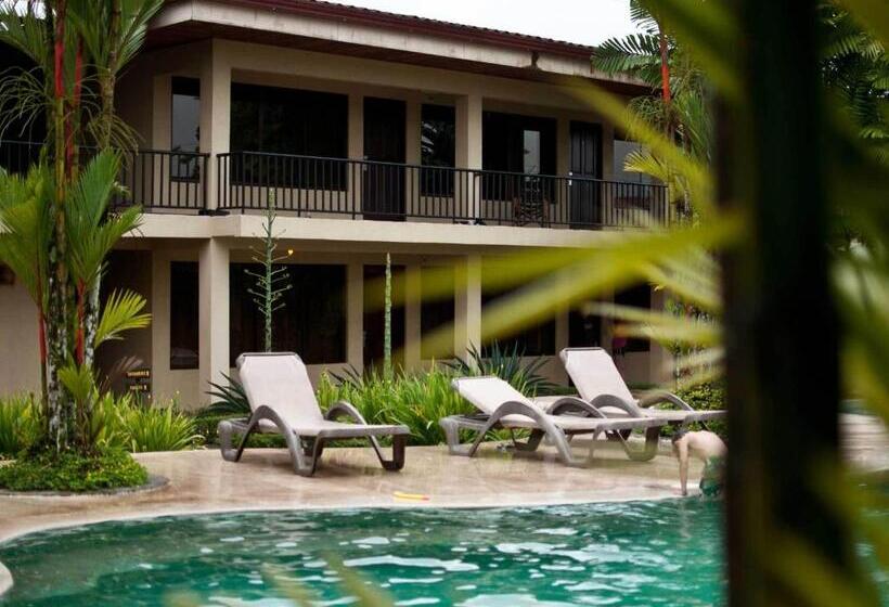 اتاق راحتی, Arenal Backpackers Resort