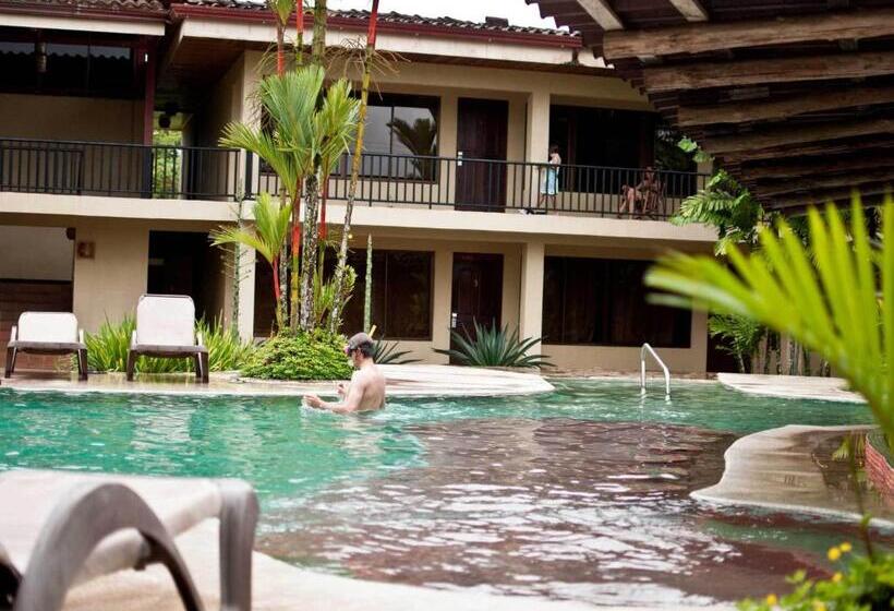 اتاق راحتی, Arenal Backpackers Resort