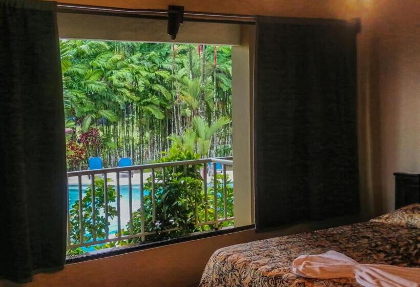 اتاق راحتی, Arenal Backpackers Resort