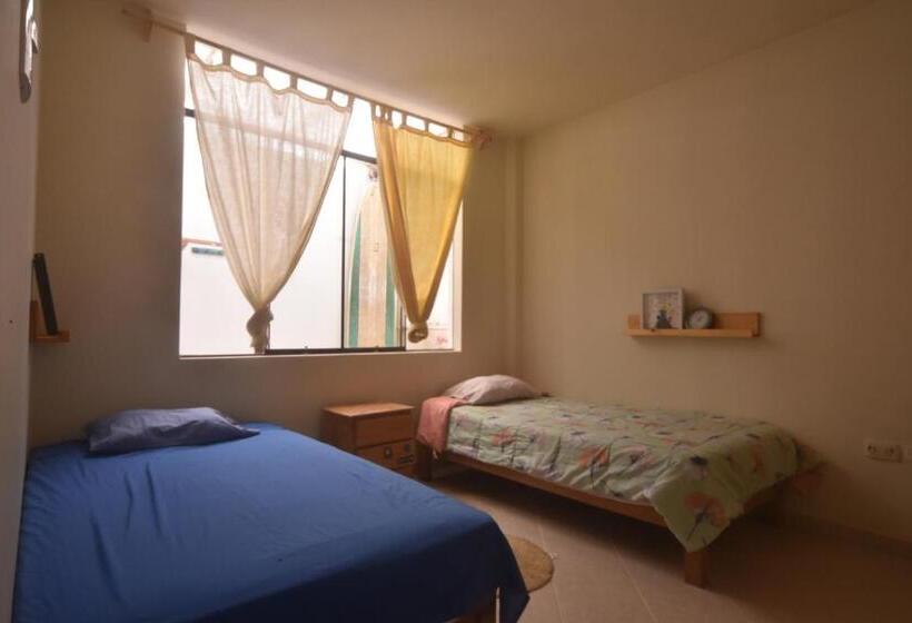 اتاق استاندارد, Bravo Surf Camp