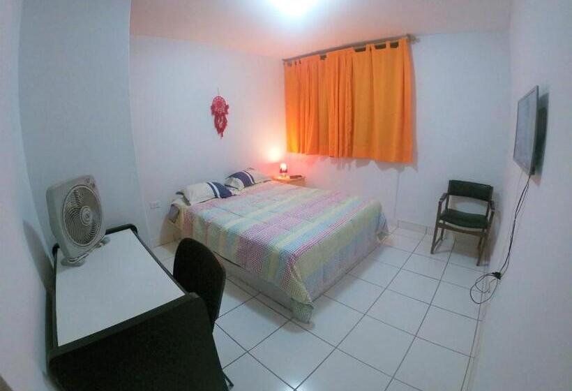 اتاق استاندارد, Waves Surf Camp Peru