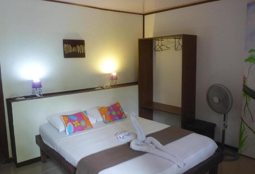 اتاق اکونومی, Aracari Garden Hostel