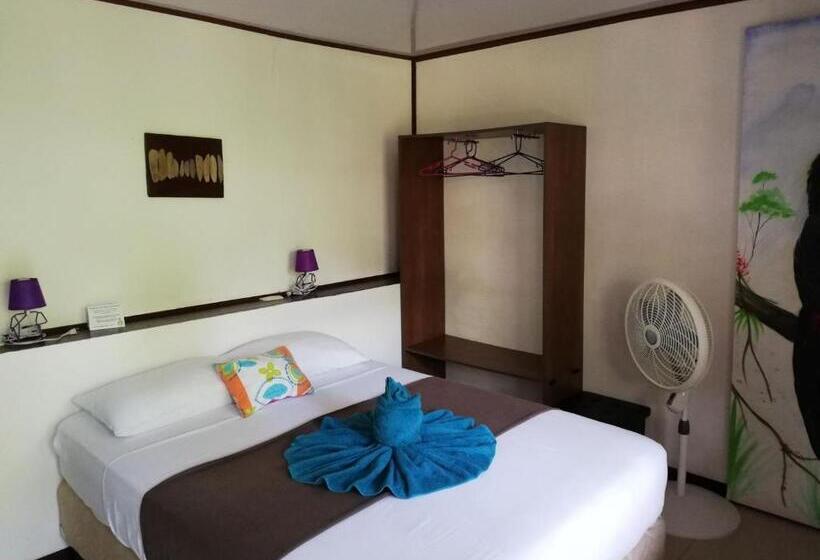 اتاق اکونومی, Aracari Garden Hostel
