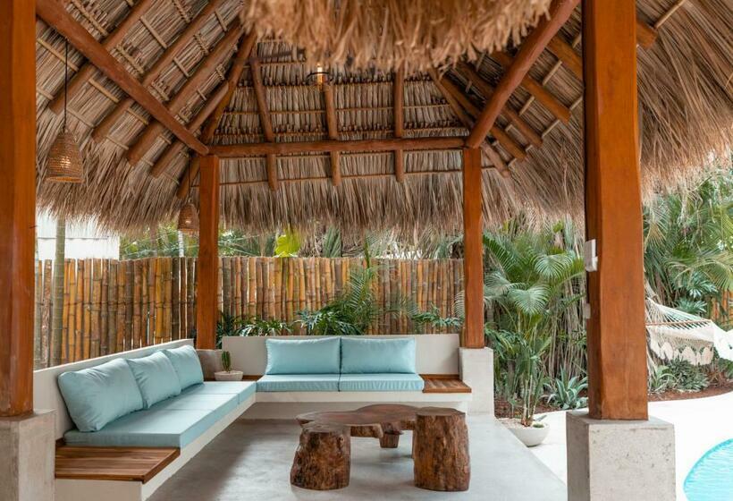 ویلای 1 خوابه, Banana Beach Bungalows