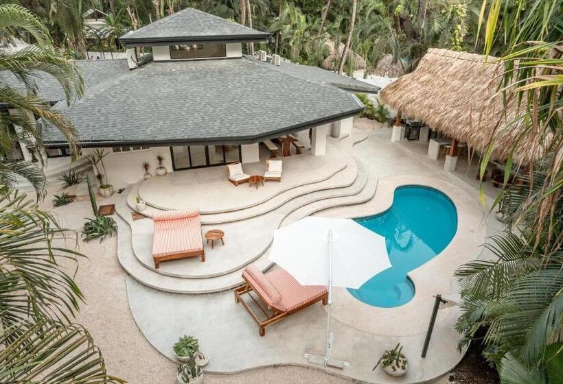 ویلای 1 خوابه, Banana Beach Bungalows