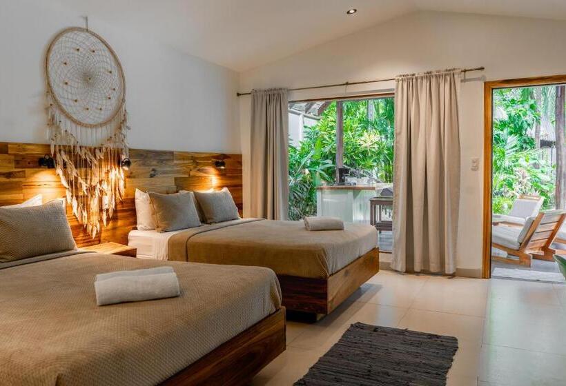 ویلای استاندارد با چشم‌انداز باغ, Banana Beach Bungalows