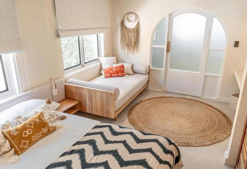 ویلای 1 خوابه, Banana Beach Bungalows
