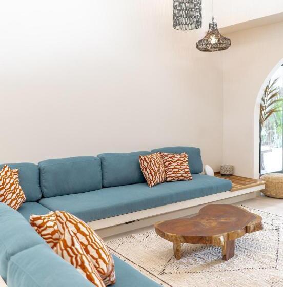 ویلای 1 خوابه, Banana Beach Bungalows