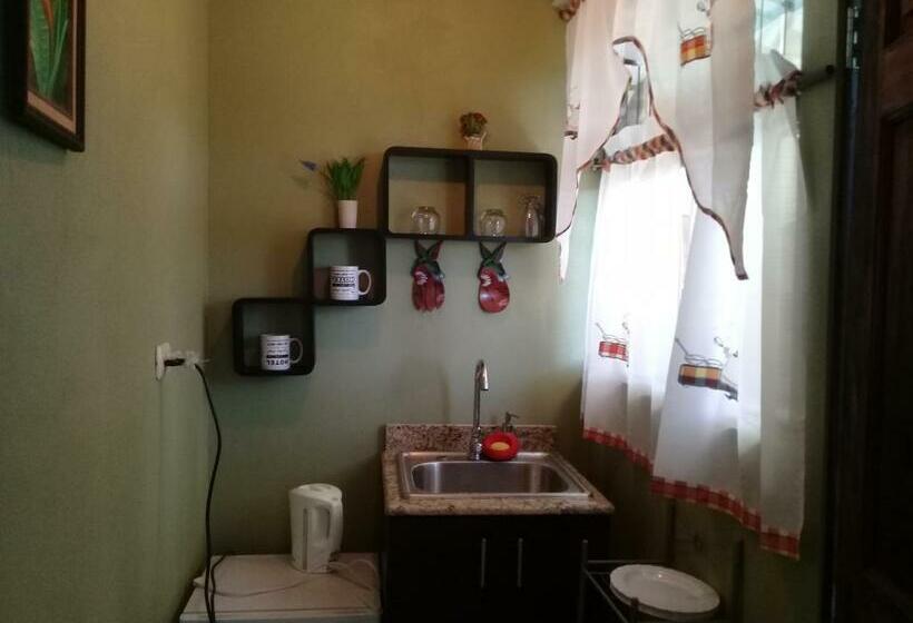 اتاق لوکس, Rancha Azul Inn