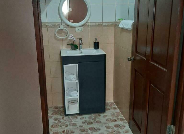 اتاق لوکس, Rancha Azul Inn