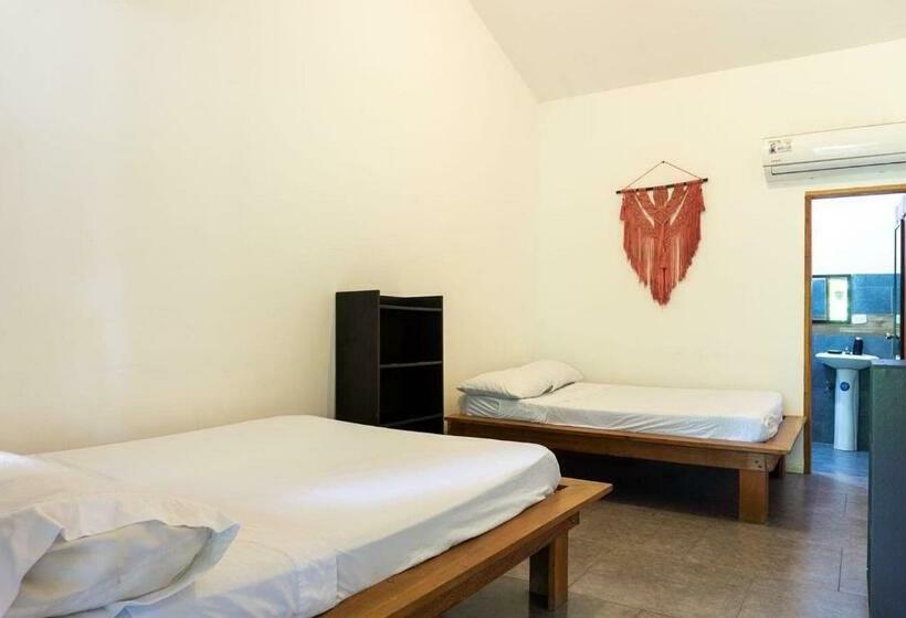 اتاق استاندارد چهار تخته, Cabinas Playa Surf Hostel