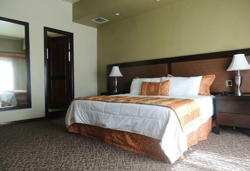 سوییت, 1915 Inn & Suites
