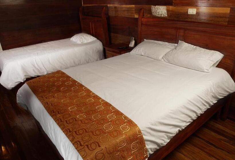 Deluxe Room Mountain View, Bosque Verde Lodge